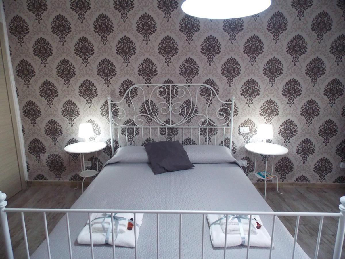 Bed and Breakfast Il Vicoletto Frascineto Exterior foto