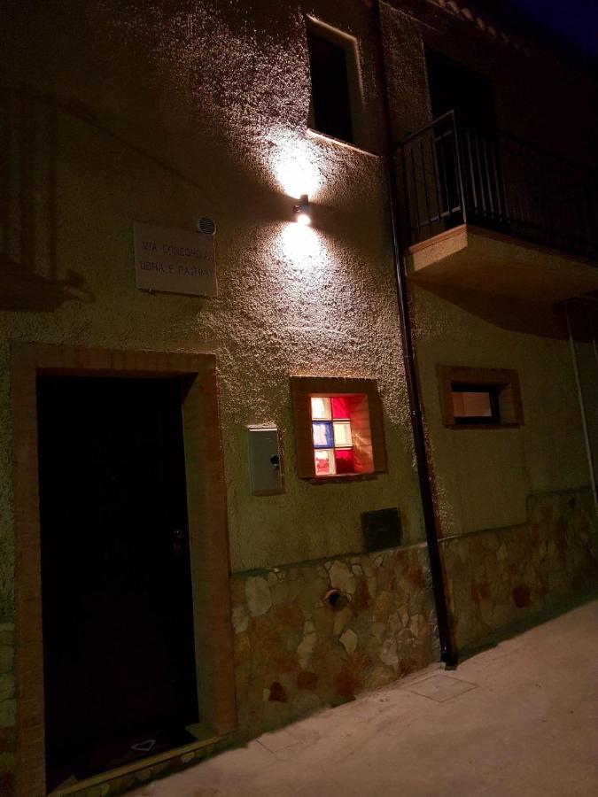 Bed and Breakfast Il Vicoletto Frascineto Exterior foto