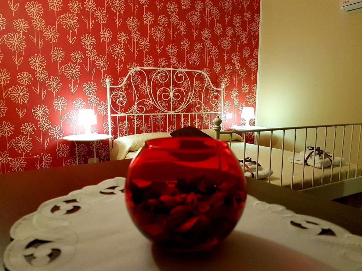 Bed and Breakfast Il Vicoletto Frascineto Exterior foto